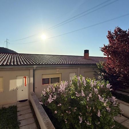 Camino De Rabe Aparthotel Rabe de las Calzadas Exterior photo